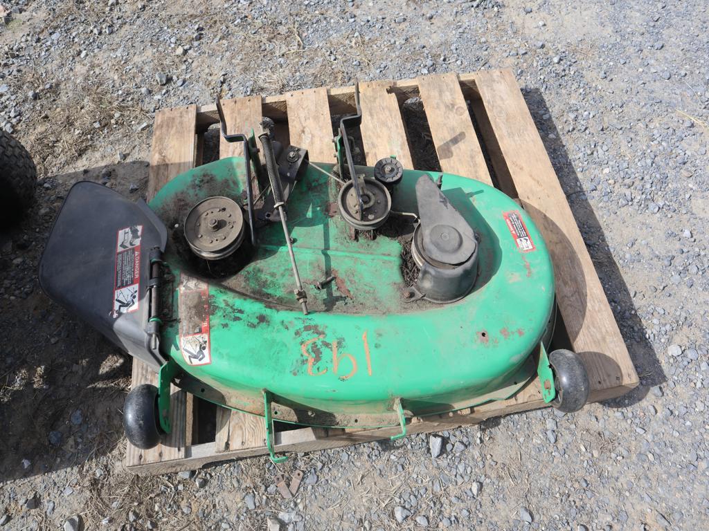 John Deere Sabre Riding Tractor