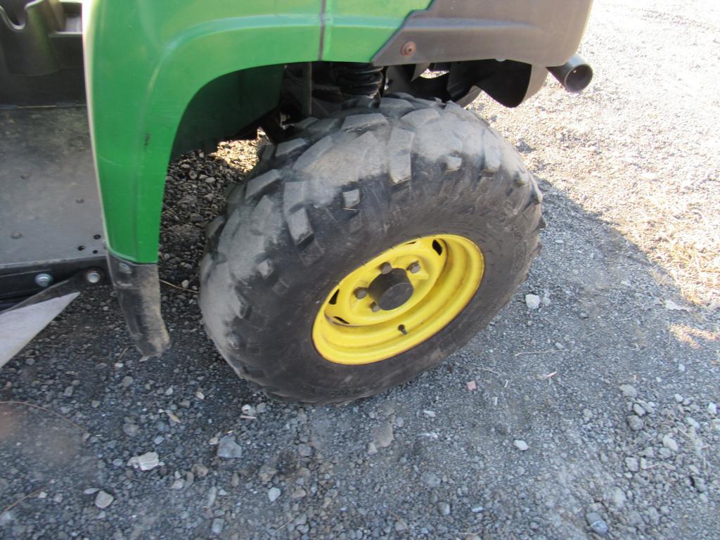 John Deere XUV-855DS4 4x4 Gator
