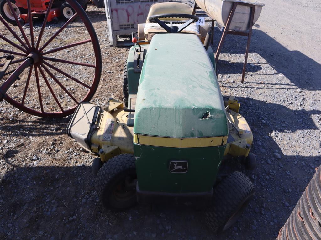 John Deere 118 Mower