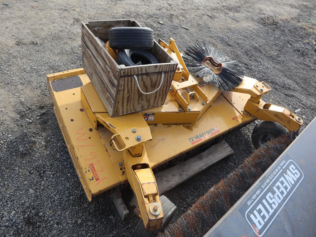 Hustler 3400 Front Cut Mower