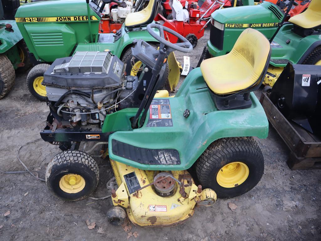 John Deere LX178 Riding Mower