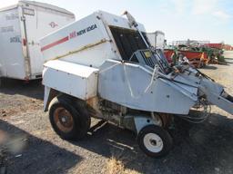 New Idea 484 Round Baler