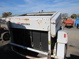 New Idea 484 Round Baler