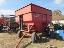 Unverferth 275 Gravity Wagon