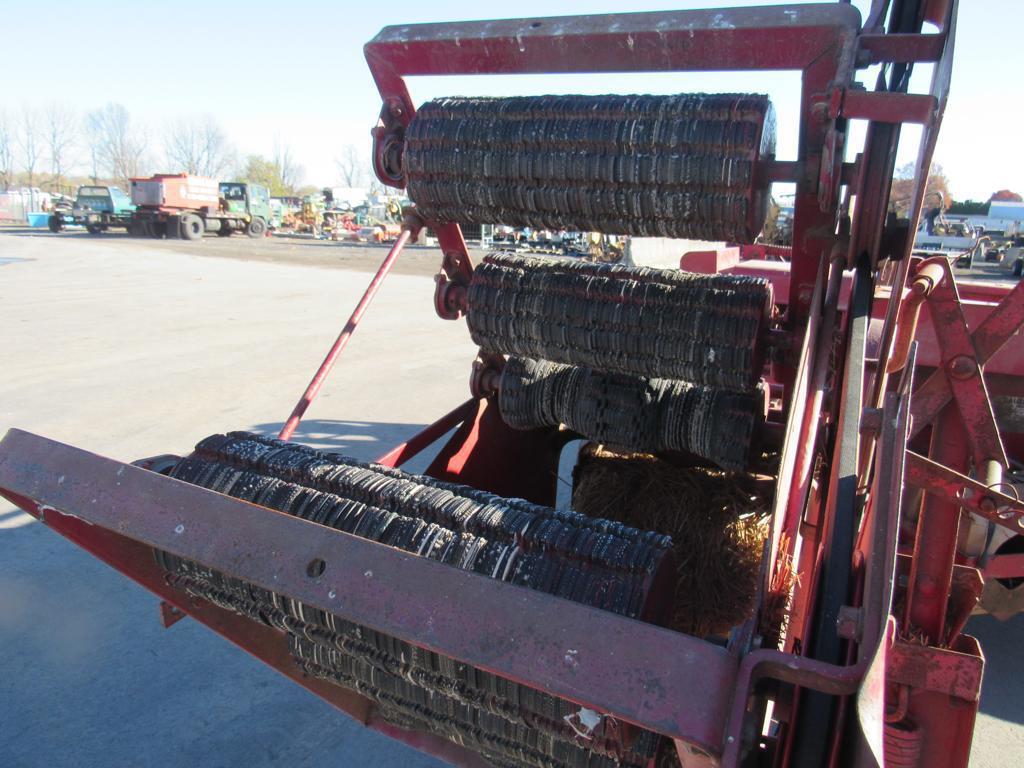 International 445 Small Square Baler
