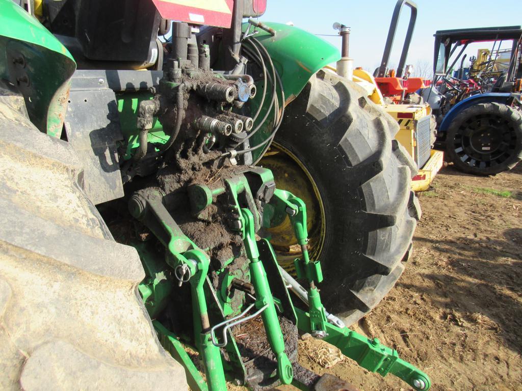 2019 John Deere 5100E 4WD Tractor