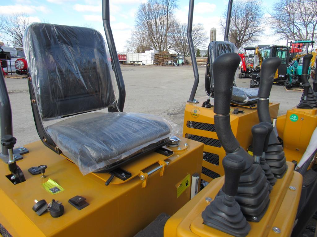 AGT MX12R Mini Excavator
