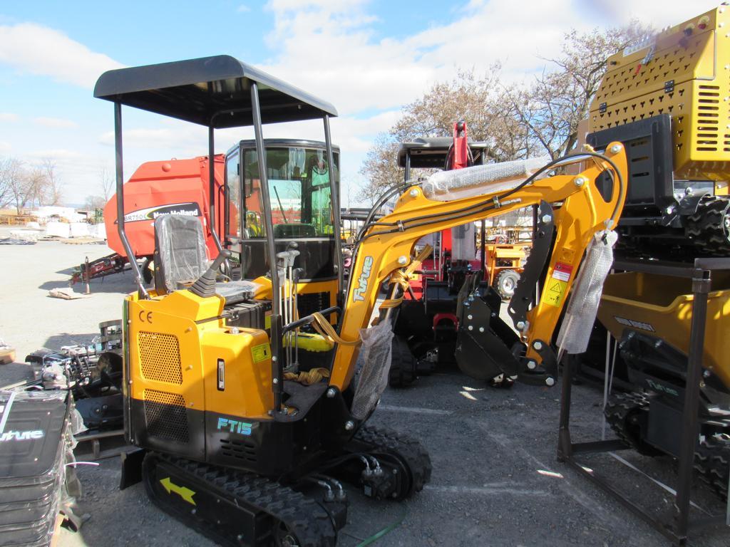Future FT15 Mini Excavator