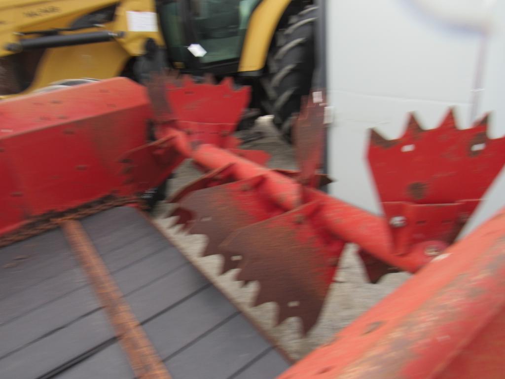New Holland 145 Manure Spreader