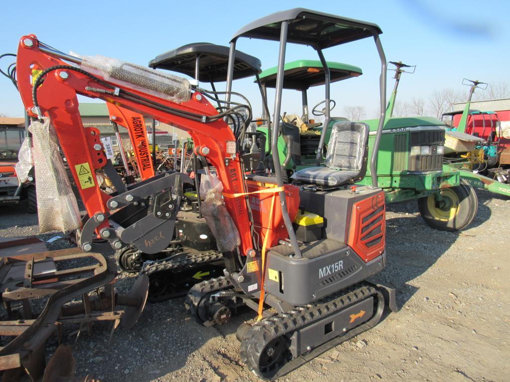 AGT MX15R Mini Excavator