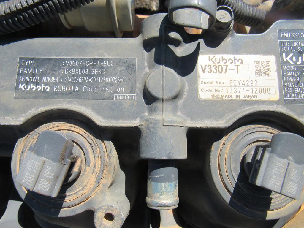 Kubota V3307 Diesel Engine