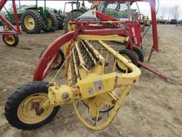 New Holland 260 Rake