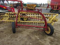 New Holland 260 Rake
