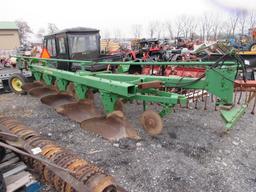 John Deere 1450 Plow