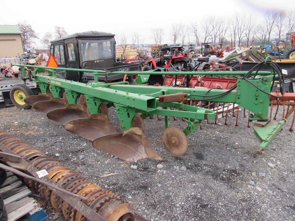 John Deere 1450 Plow