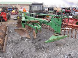 John Deere 1450 Plow