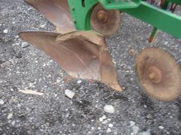 John Deere 1450 Plow