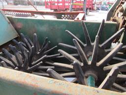 New Idea 323 Cornpicker 1 Row, w/ Manual in Office