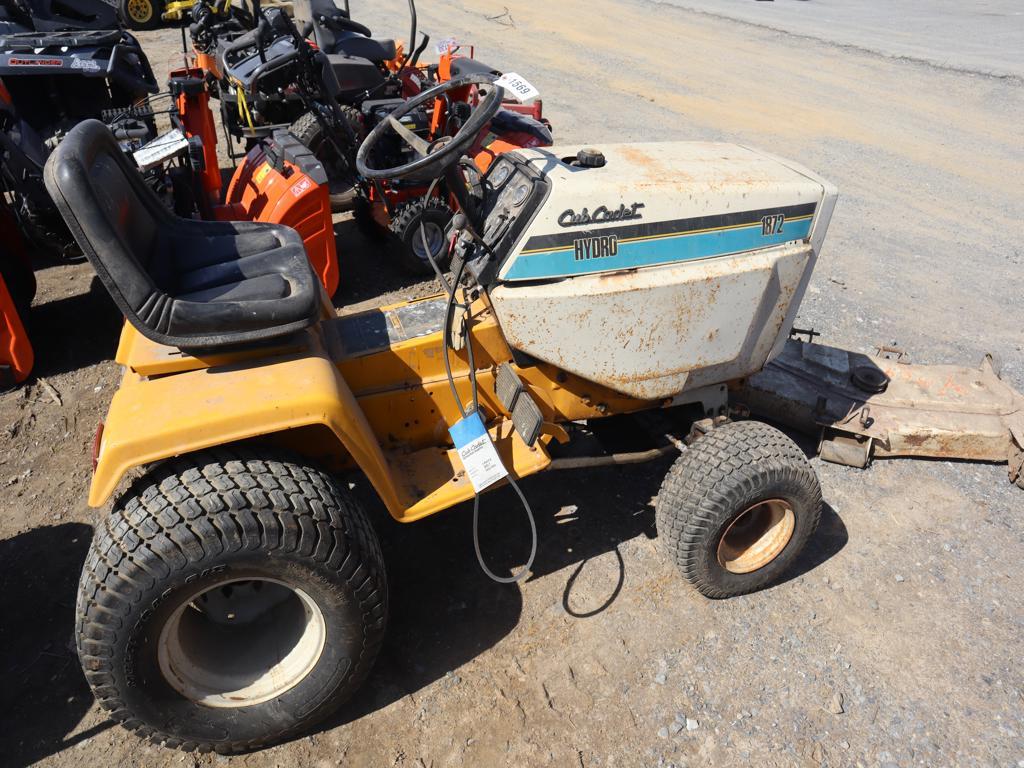 Cub Cadet Hydro 1872 Mower NON-running, 52in deck