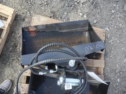 TPM 32" Hydraulic Tilt Bucket