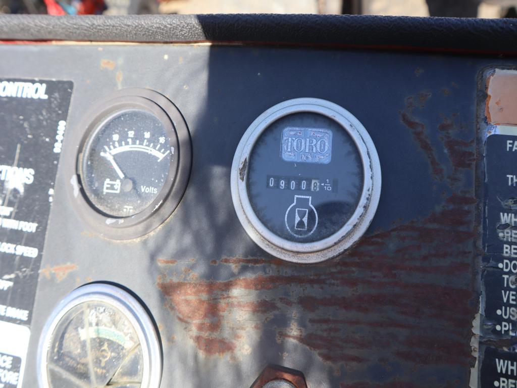 Toro Multi Pro 5200 NON-Running, w/ Top Dresser/Spreader