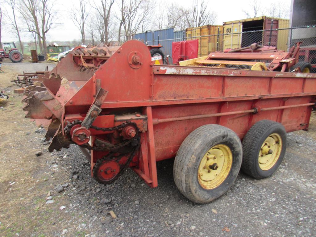 Minneapolis Moline 130 Manure Spreader