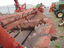 Minneapolis Moline 130 Manure Spreader
