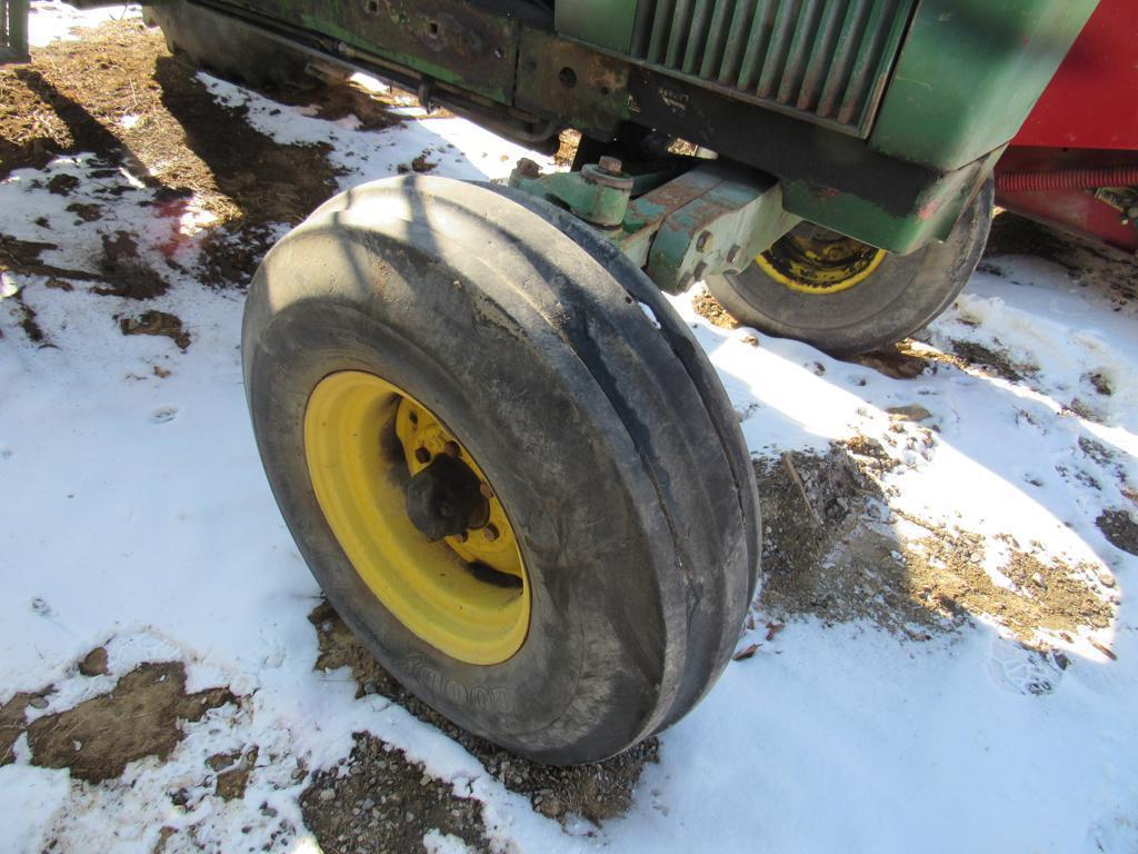 John Deere 2840 2WD Tractor