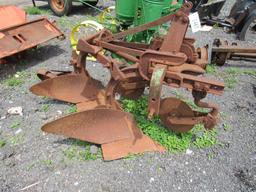 John Deere Plow (Case)