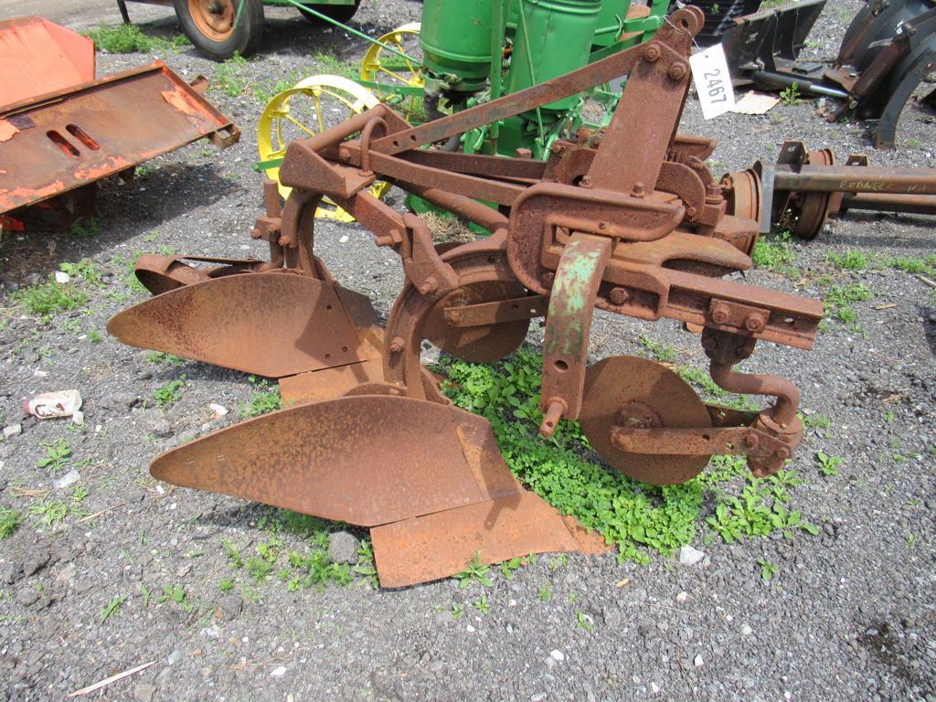 John Deere Plow (Case)