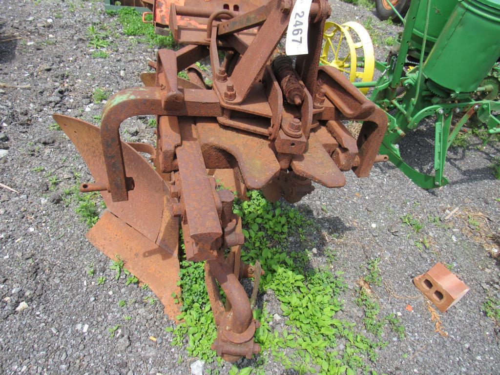 John Deere Plow (Case)