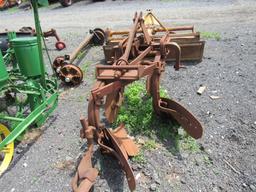 John Deere Plow (Case)