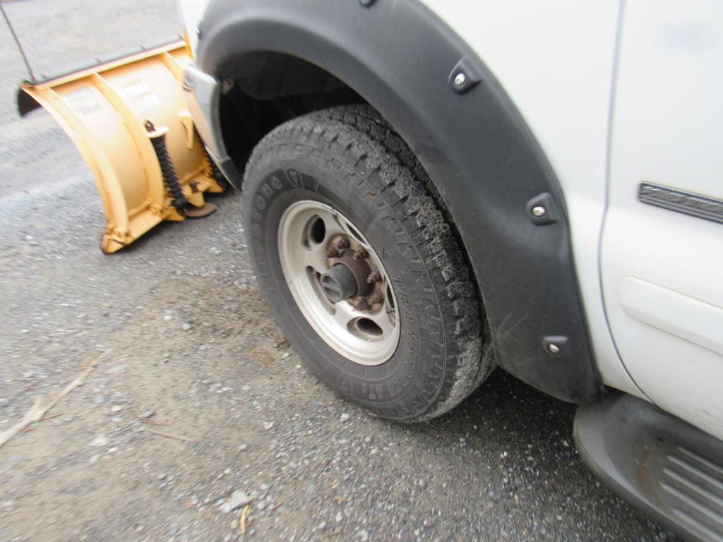 2003 Ford F350 Pick Up Truck w/ Title