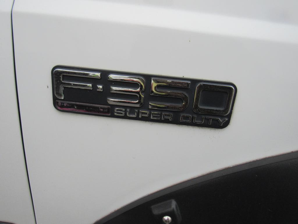2003 Ford F350 Pick Up Truck w/ Title