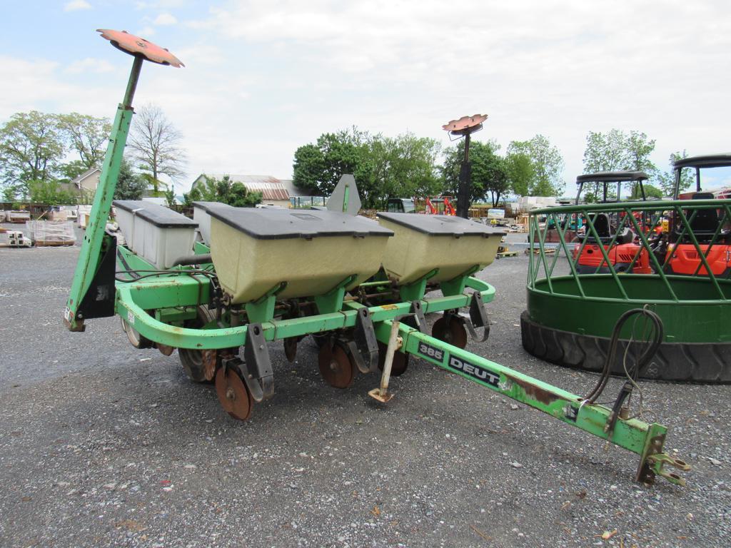 Deutz Allis 385 4 Row Planter