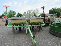 Deutz Allis 385 4 Row Planter