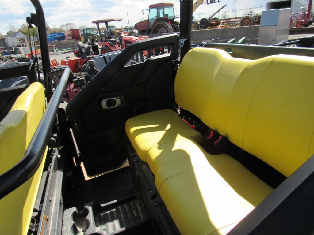 2022 John Deere XUV825MS4 4x4 Gator