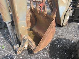 New Holland 611 Backhoe Attachment