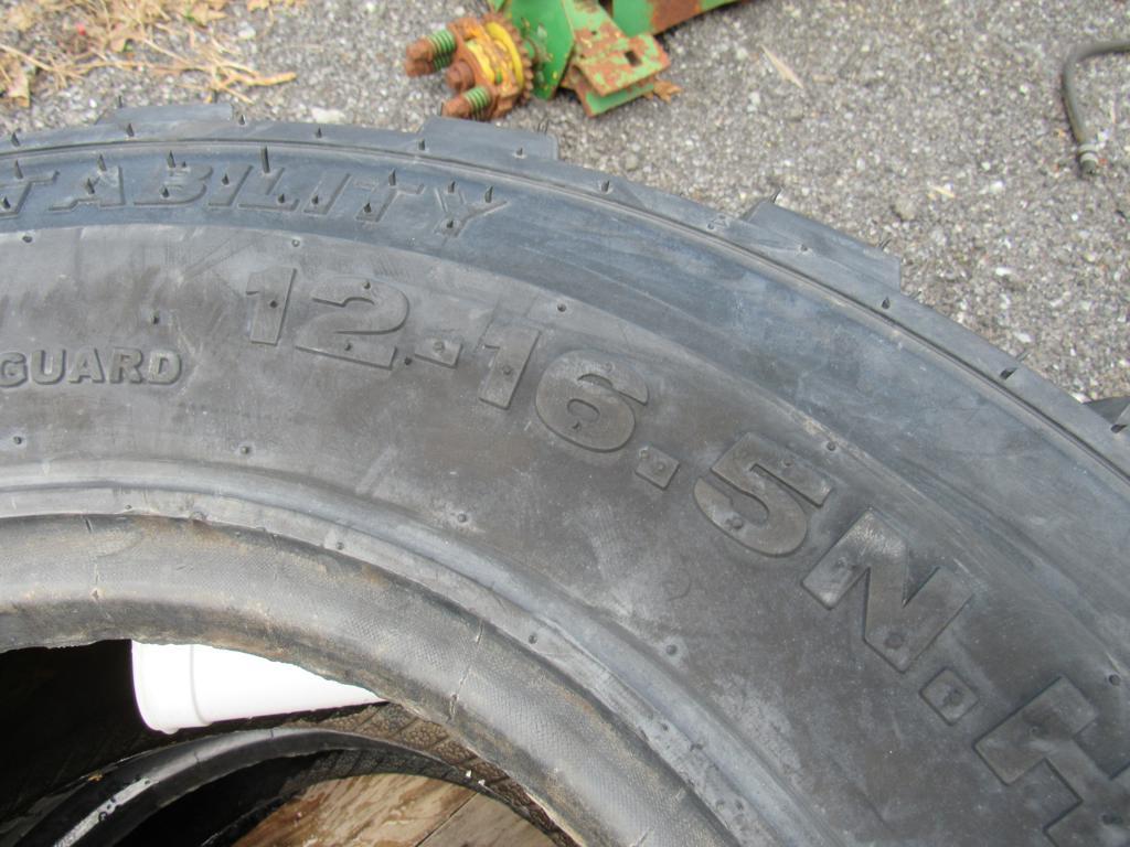 12-16.5 Forerunner SKS4 Tires