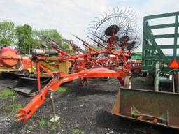 Kuhn SR112 Hay Rake