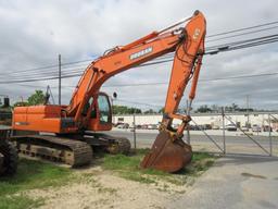 2010 Doosan DX225LC Trackhoe