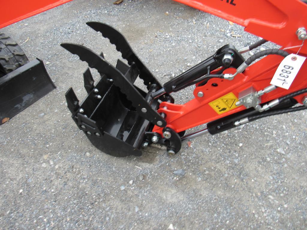 TPM 16 Mini Excavator