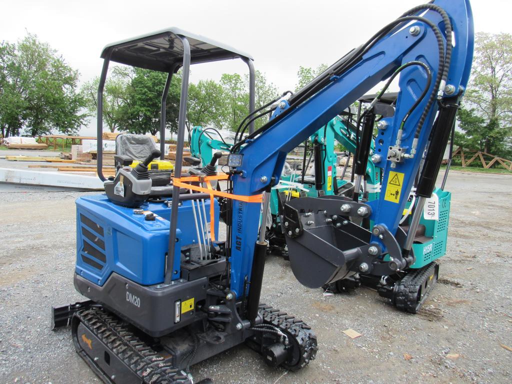 AGT Mini Excavator