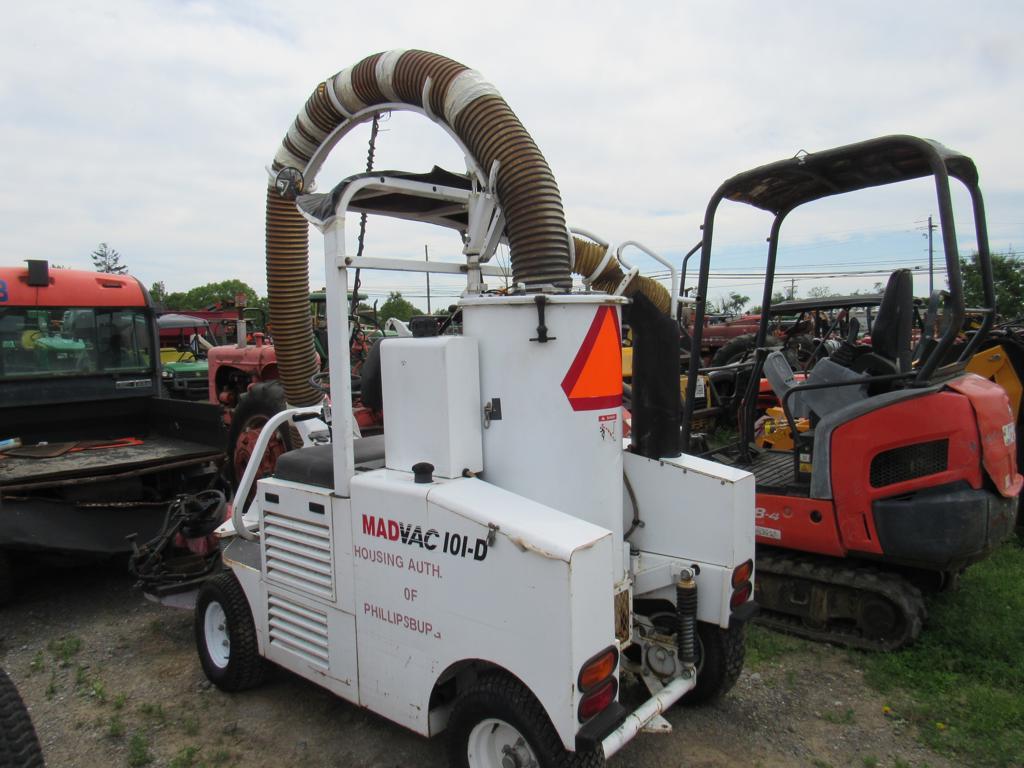 MadVac 101-D Sweeper