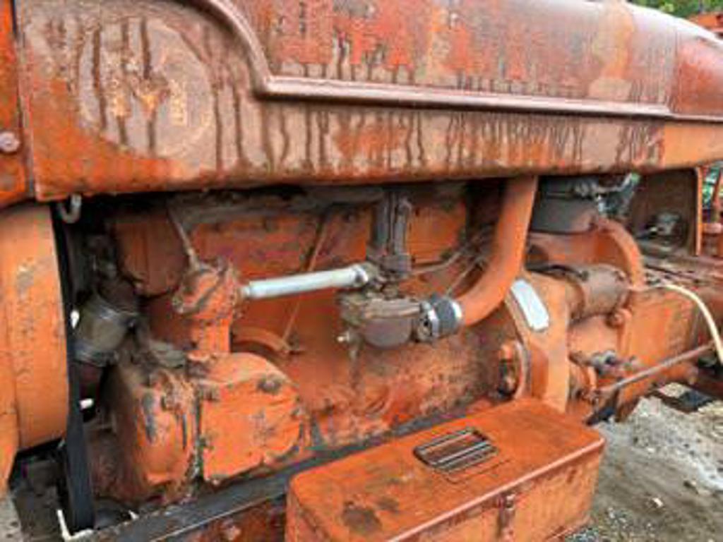 Farmall M 2WD Tractor