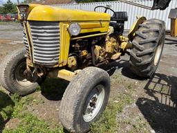 Massey Ferguson 2WD Tractor