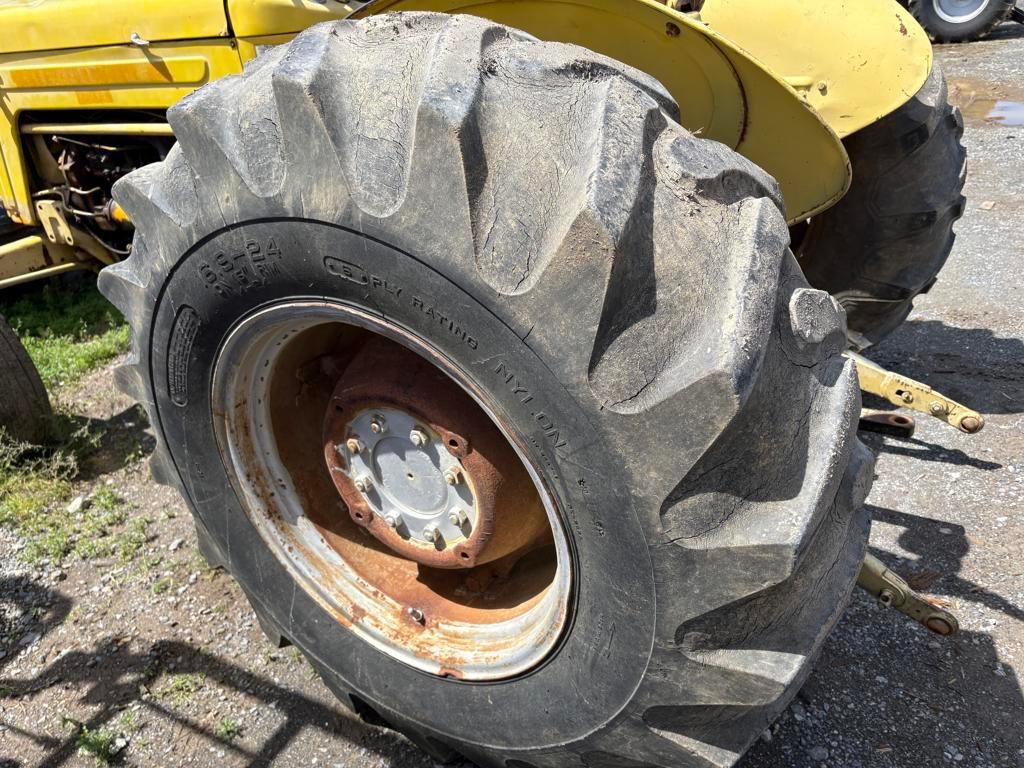Massey Ferguson 2WD Tractor