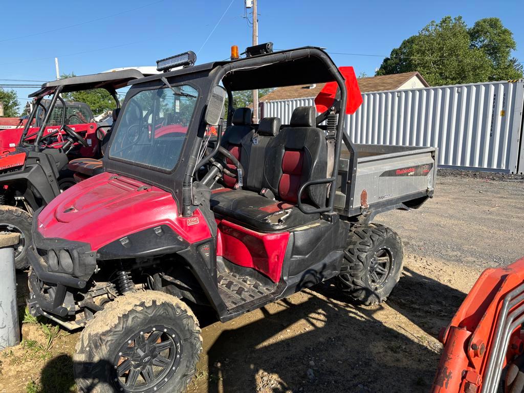 2016 Mahindra XTV750.5 4WD Flex Hauler Gas, Automatic Dump Bed, Brush Guard