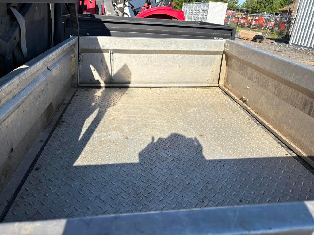 2016 Mahindra XTV750.5 4WD Flex Hauler Gas, Automatic Dump Bed, Brush Guard