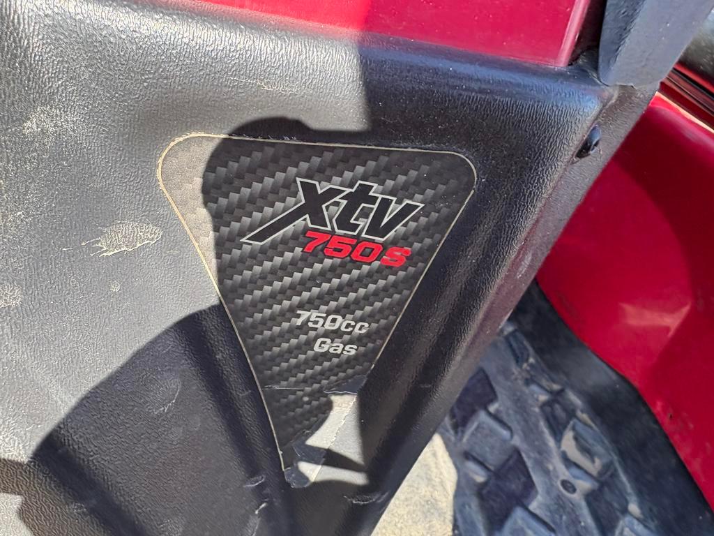 2016 Mahindra XTV750.5 4WD Flex Hauler Gas, Automatic Dump Bed, Brush Guard